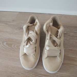 Puma Ribbon Sneakers